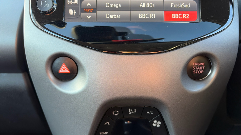 Toyota Aygo 1.0 VVT-i X-Clusiv 5dr x-shift Petrol Hatchback